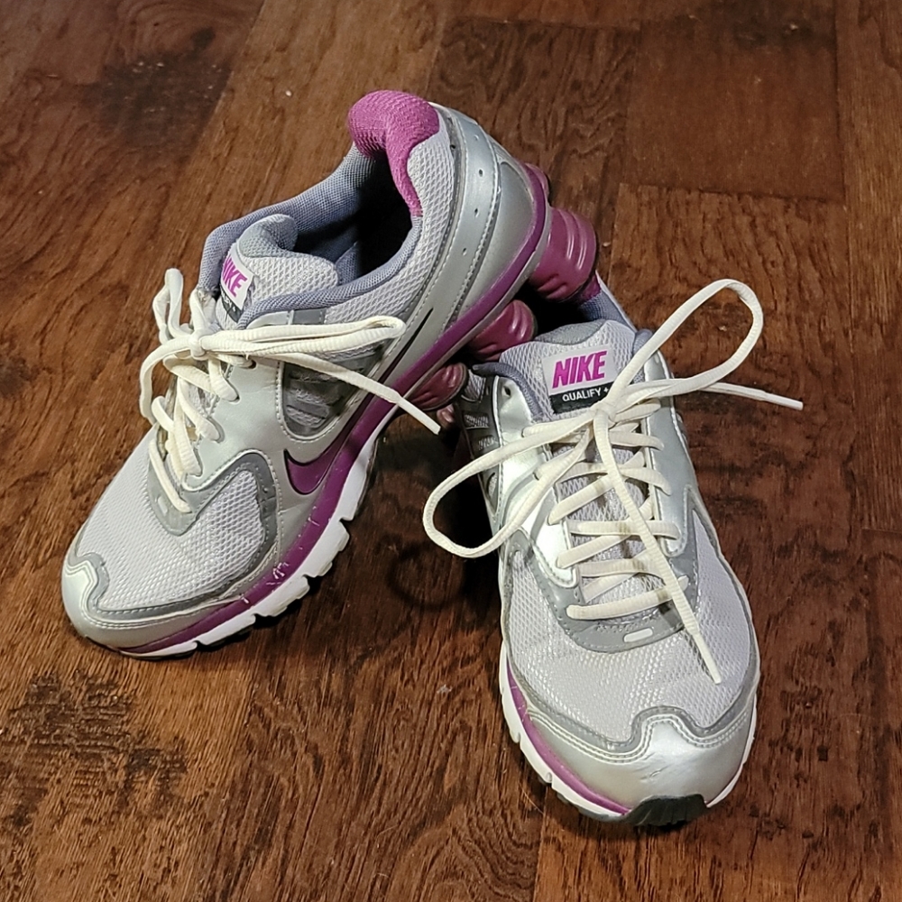 Purple/Grey Nike Athletic Shoes - Great Condition
